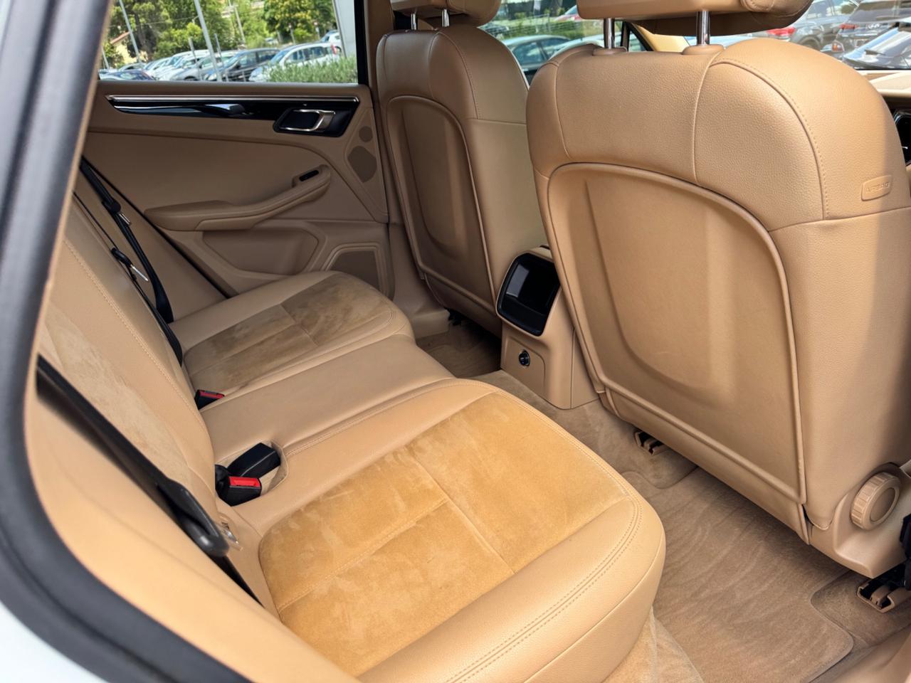 Porsche Macan 3.0 S Diesel 250cv da vetrina in garanzia