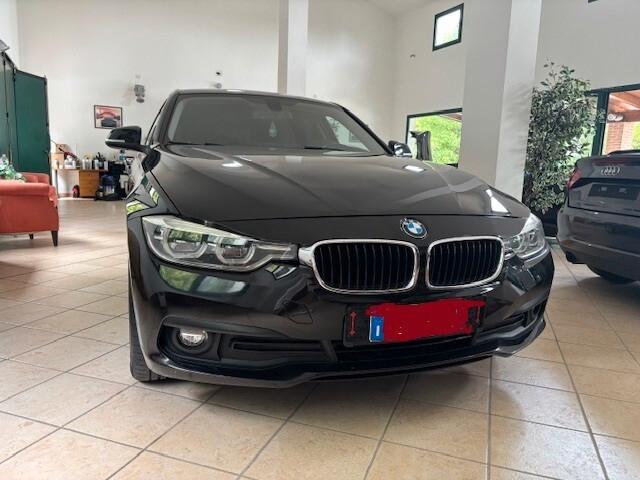Bmw 320 320d xDrive Touring Luxury 4x4 integrale 190 cv euro 6 B