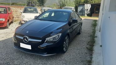 Mercedes-benz CLA 180 d Premium