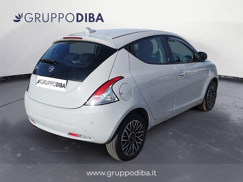 Lancia Ypsilon III 2015 Benzina 1.2 Gold ecochic Gpl 69cv my19