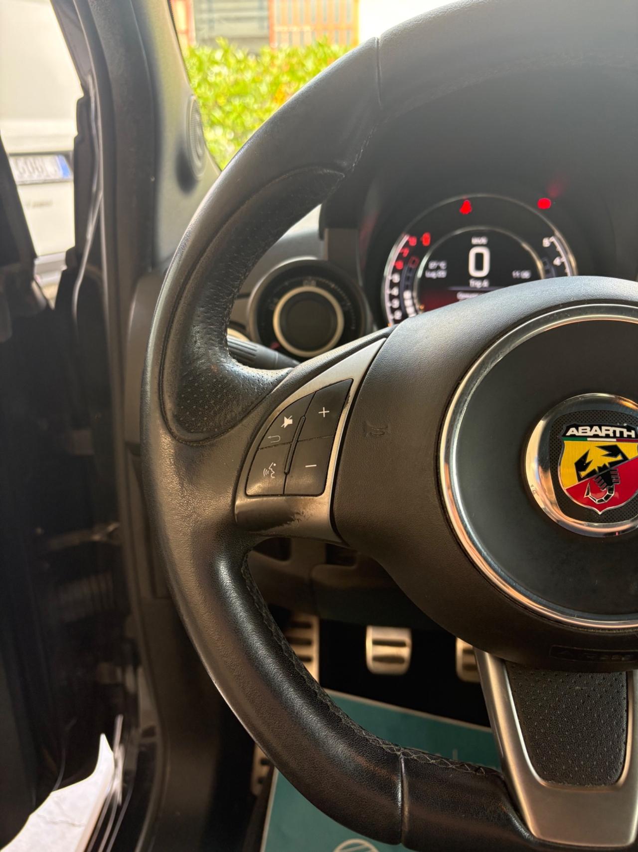 Abarth 595 500 1.4 Turbo T-Jet 135 CV