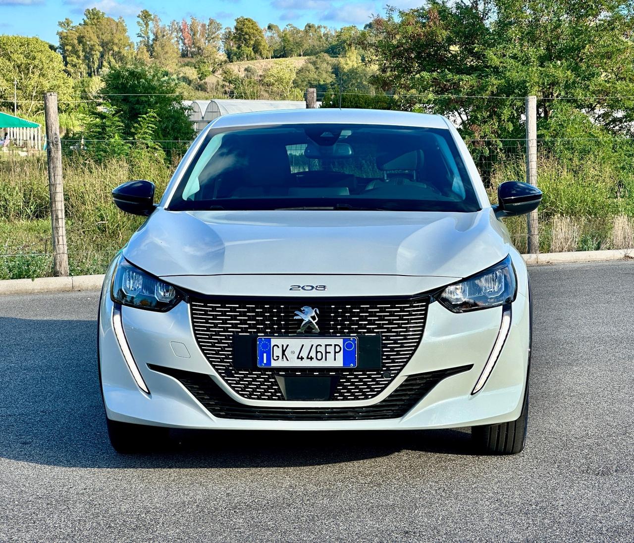 Peugeot 208 motore elettrico 136 CV 5 porte Allure Pack Fatturabile