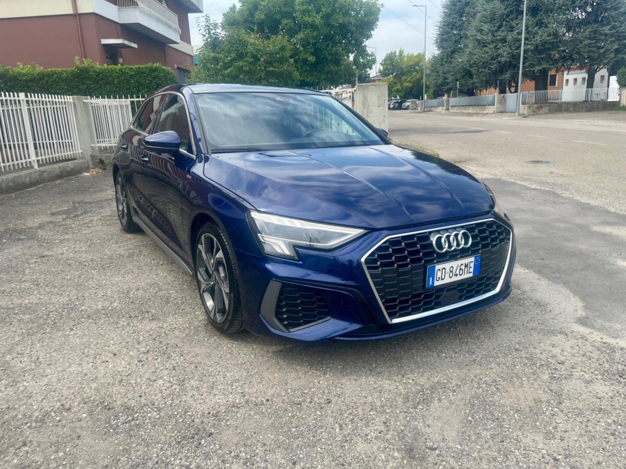 Audi A3 SPB 35 TFSI S tronic line edition