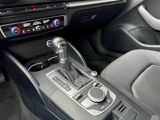 AUDI A3 NEOPATENTATI STRONIC UNICOPROPRIETARIO