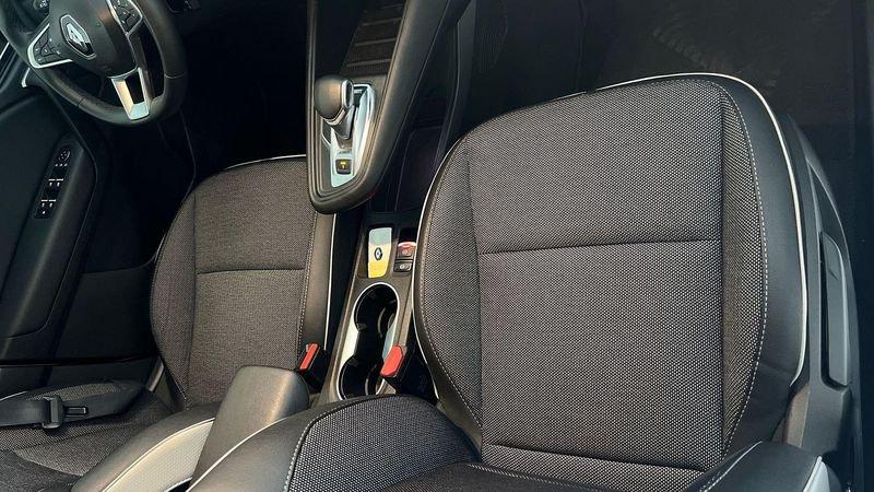 Renault Captur II 2019 INTENS PLUG-IN HYBRID E-TECH 160 MY2021