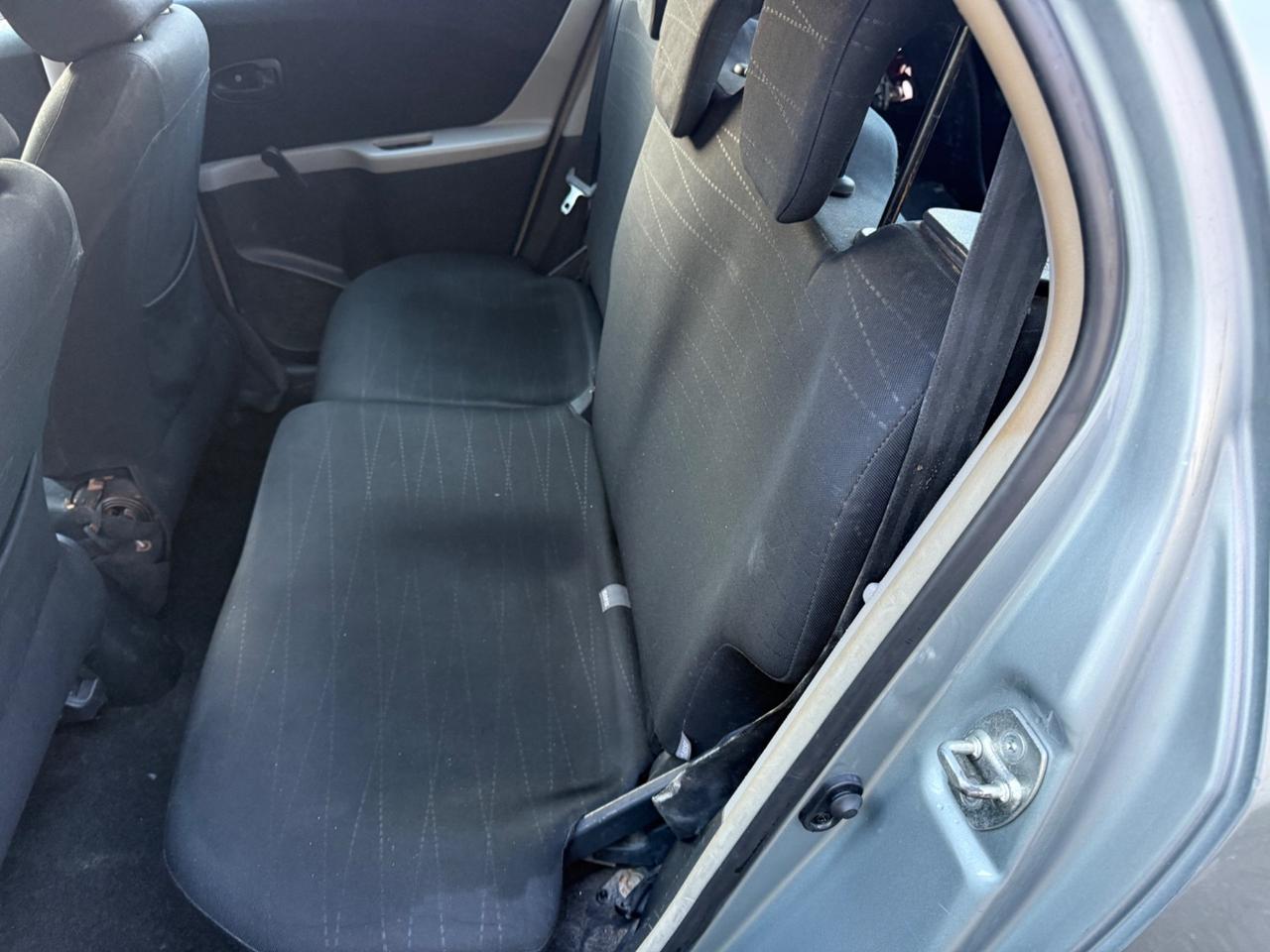 Toyota Yaris 1.0 benzina anno 2008 5 porte