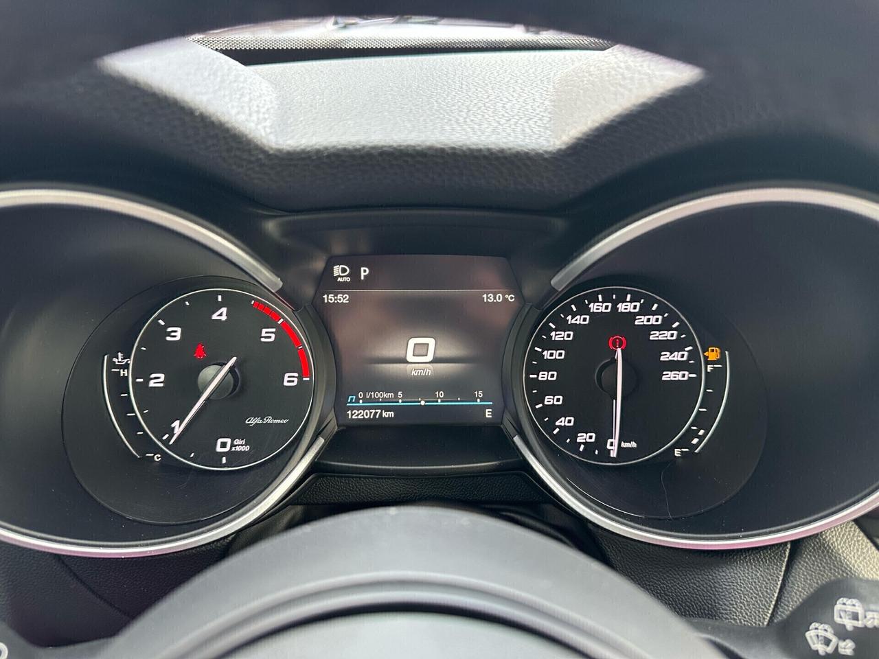 Alfa Romeo Stelvio 2.2 210 CV AT8 Q4 Veloce