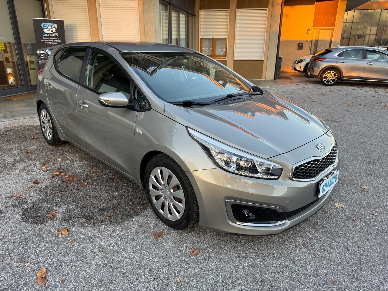 Kia Ceed cee'd 1.6 CRDi 110 CV 5 porte Active