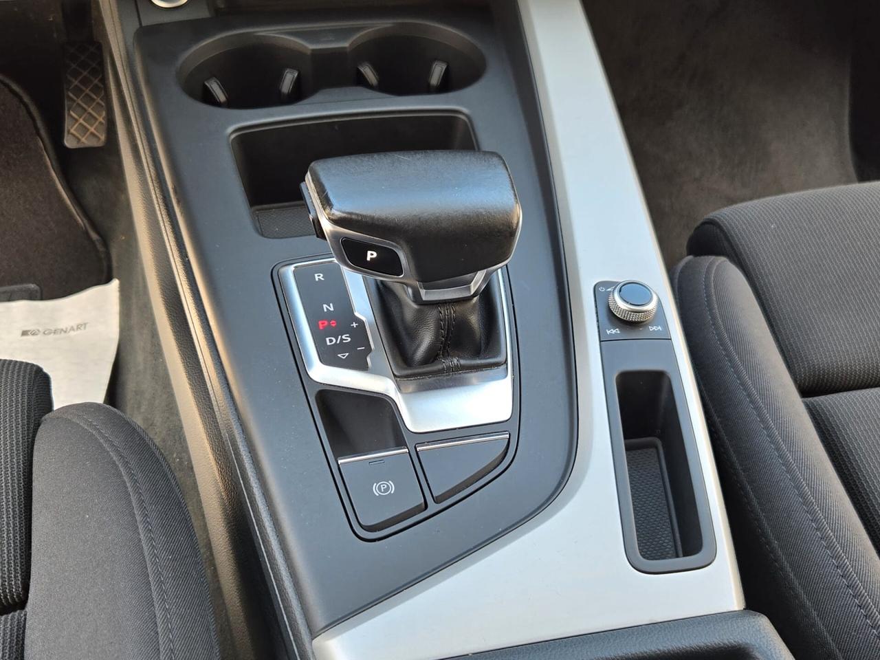 Audi A4 Avant 40 TDI S tronic line edition