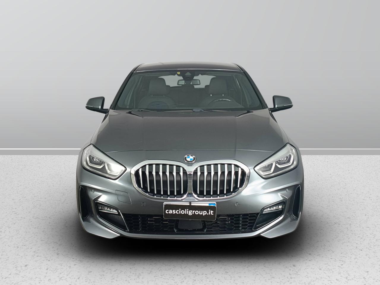 BMW Serie 1 F40 - 118d Msport auto