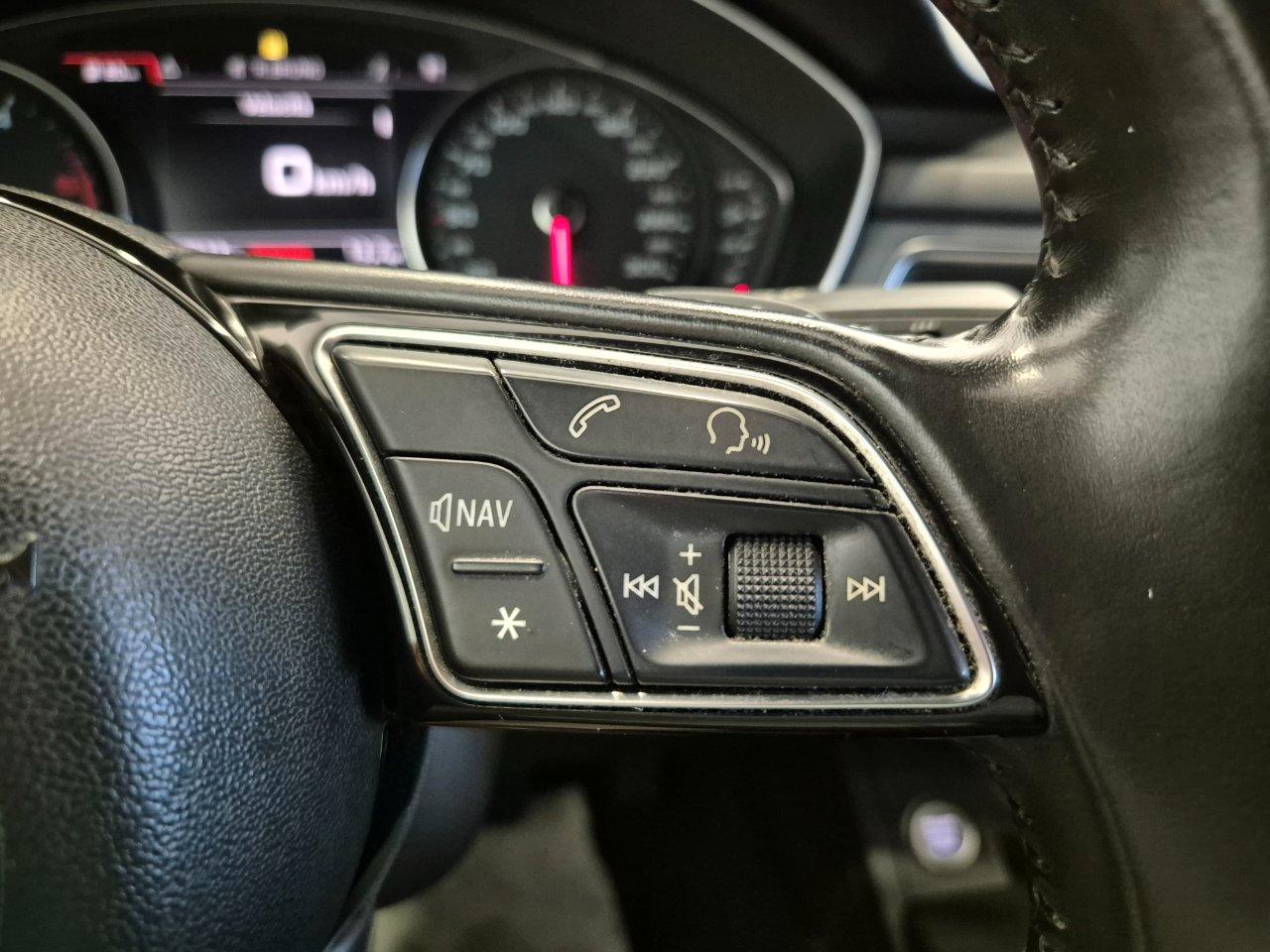 AUDI A5 Cabrio 2.0TDI Stronic Business Sport NAVI CRUISE