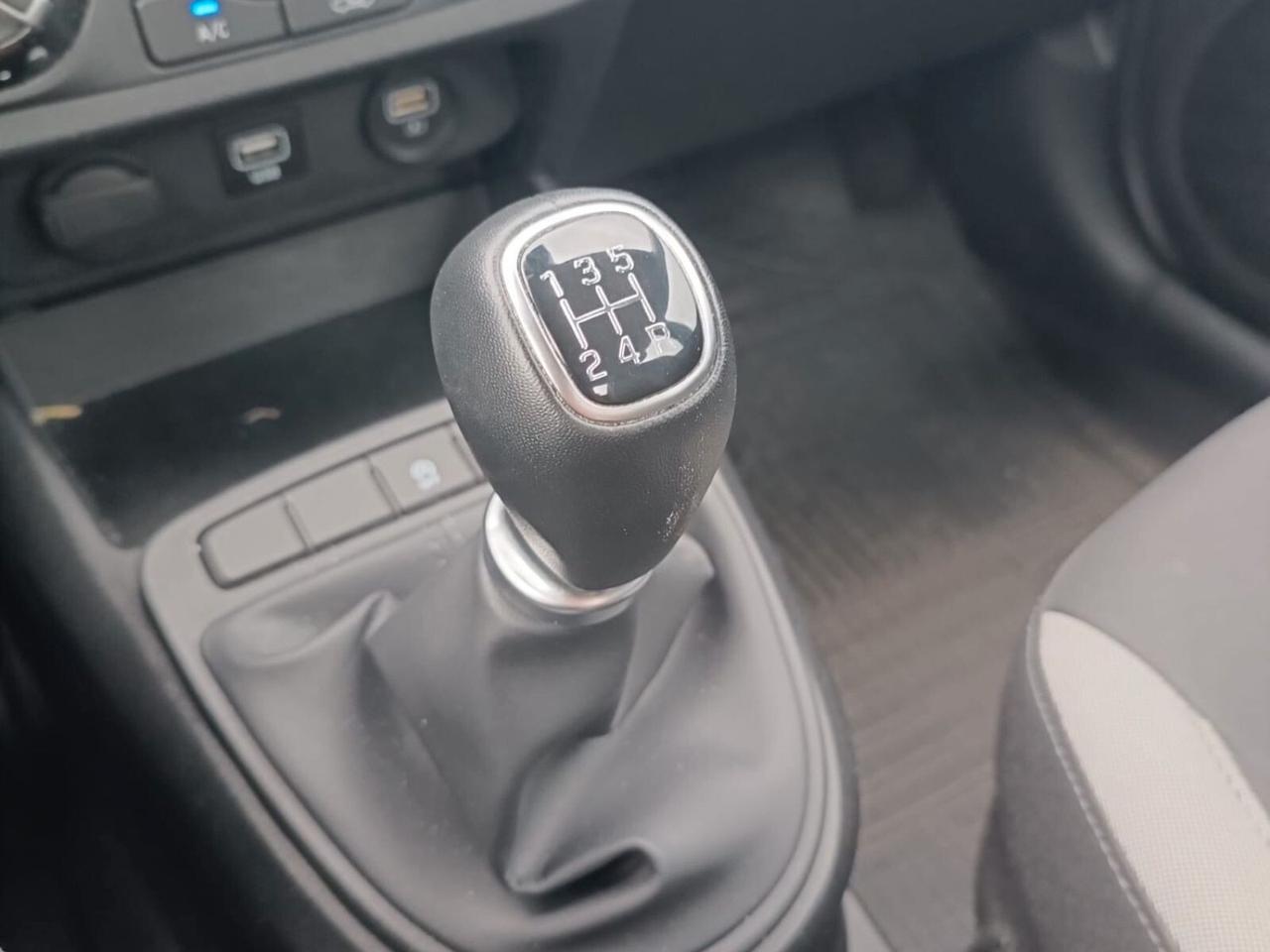 Hyundai i10 1.0 MPI Tech