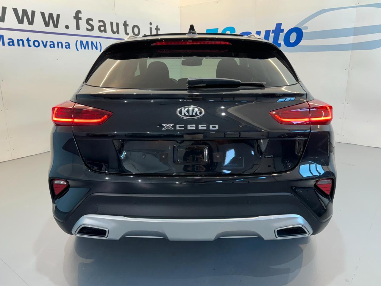 Kia XCeed 1.5 T-GDi 160 CV High Tech - tetto panoramico