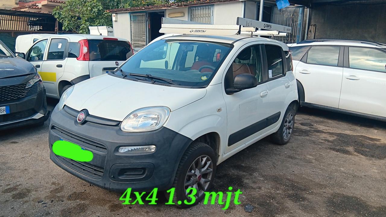 Fiat Panda 4x4 incidentata sinistrata mondialcars