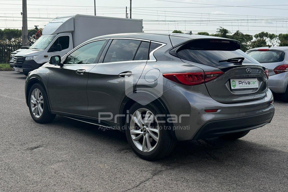 INFINITI Q30 1.5 diesel Business Executive