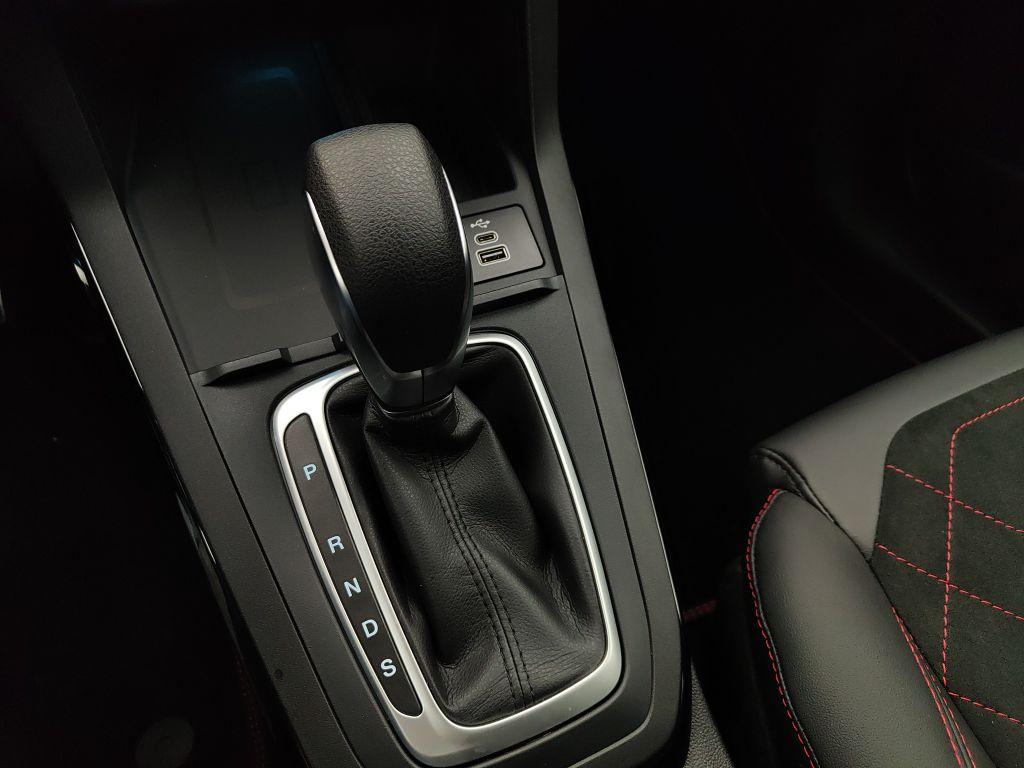FORD Puma ST-Line X 1.0 EcoBoost Hybrid 125CVTrasmissione automatica Powershift a 7 rapporti Trazione an