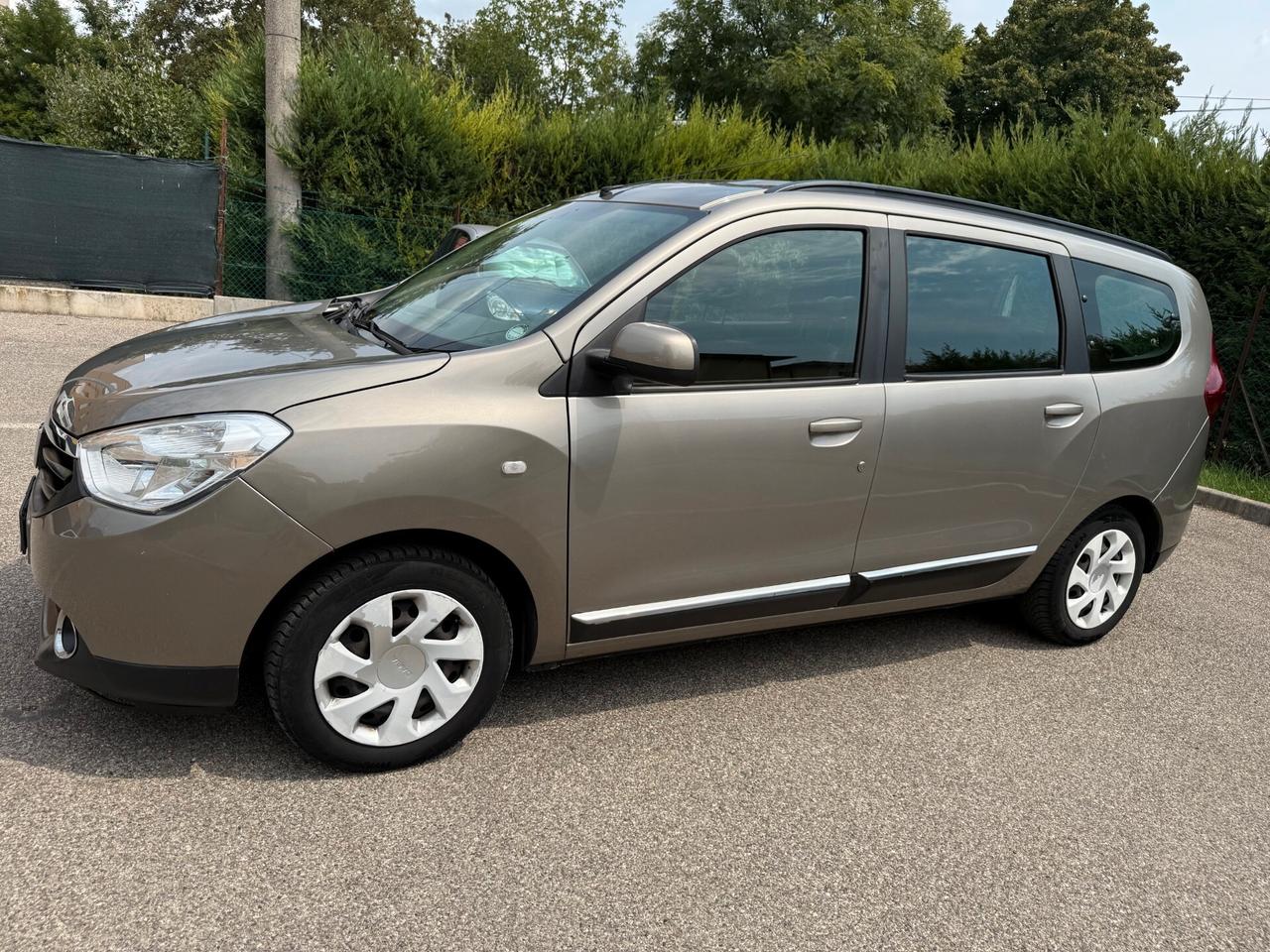 Dacia Lodgy 1.5 dci - 7 POSTI - 12 MESI DI GARANZIA -