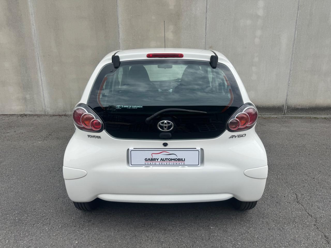 Toyota Aygo 1.0 12V VVT-i 5 porte Sol Connect OK NEOP