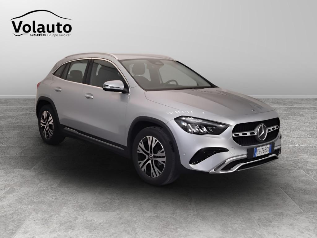 Mercedes-Benz GLA-H247 2023 - GLA 180 d Progressive Advanced auto