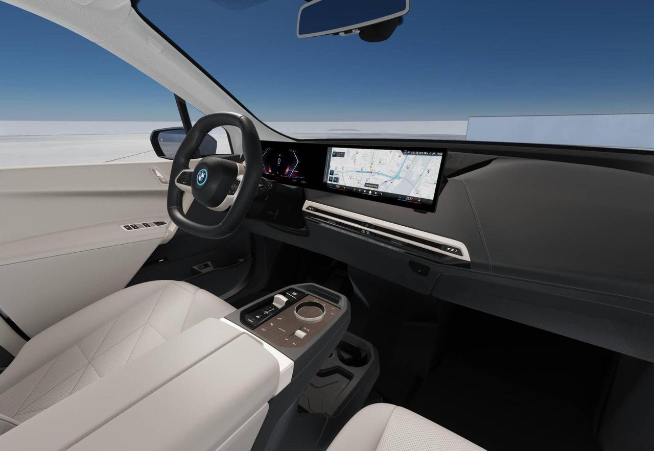 BMW iX xDrive50 Pacchetto Sportivo