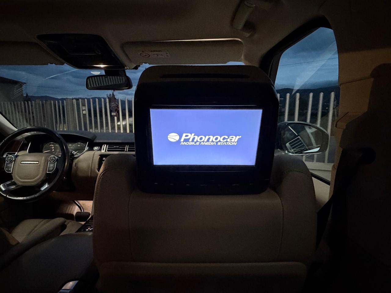 Land Rover Range Rover Vogue 3.0TDV6 black edition