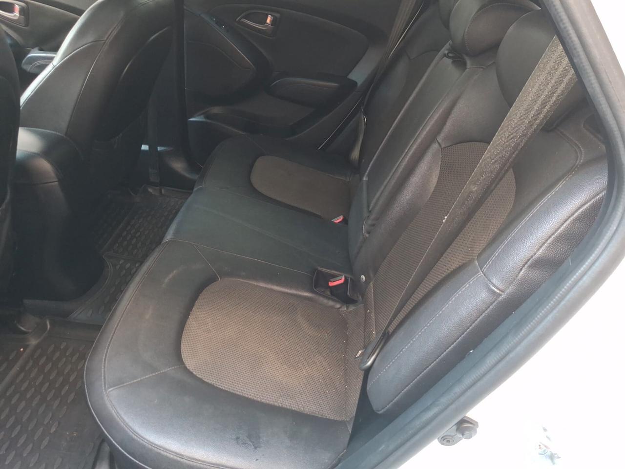 Hyundai iX35 1.7 CRDi 2WD Xpossible - 2014