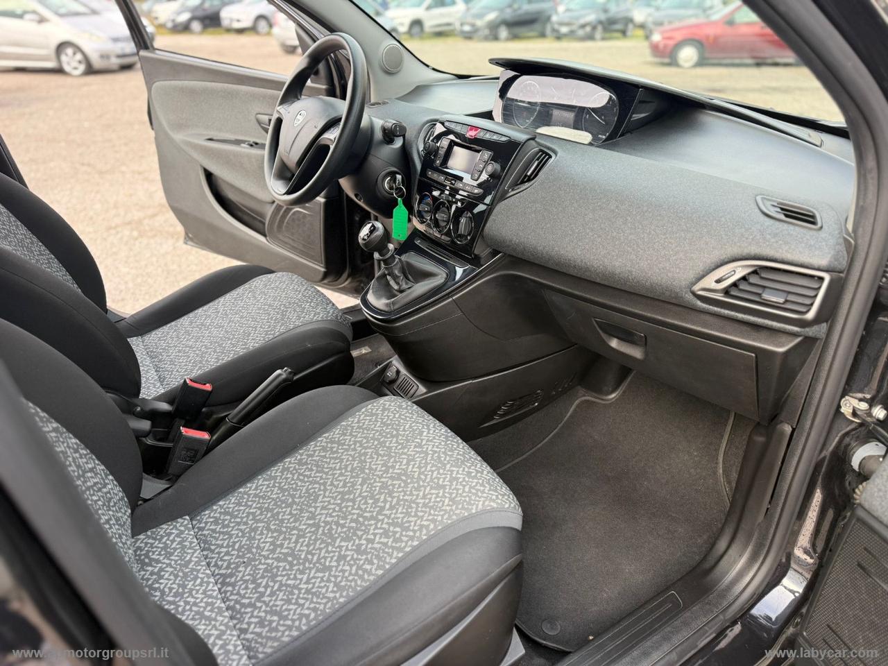 LANCIA Ypsilon 1.0 FireFly 5p.S&S Hyb. ECOCHIC HYBRID