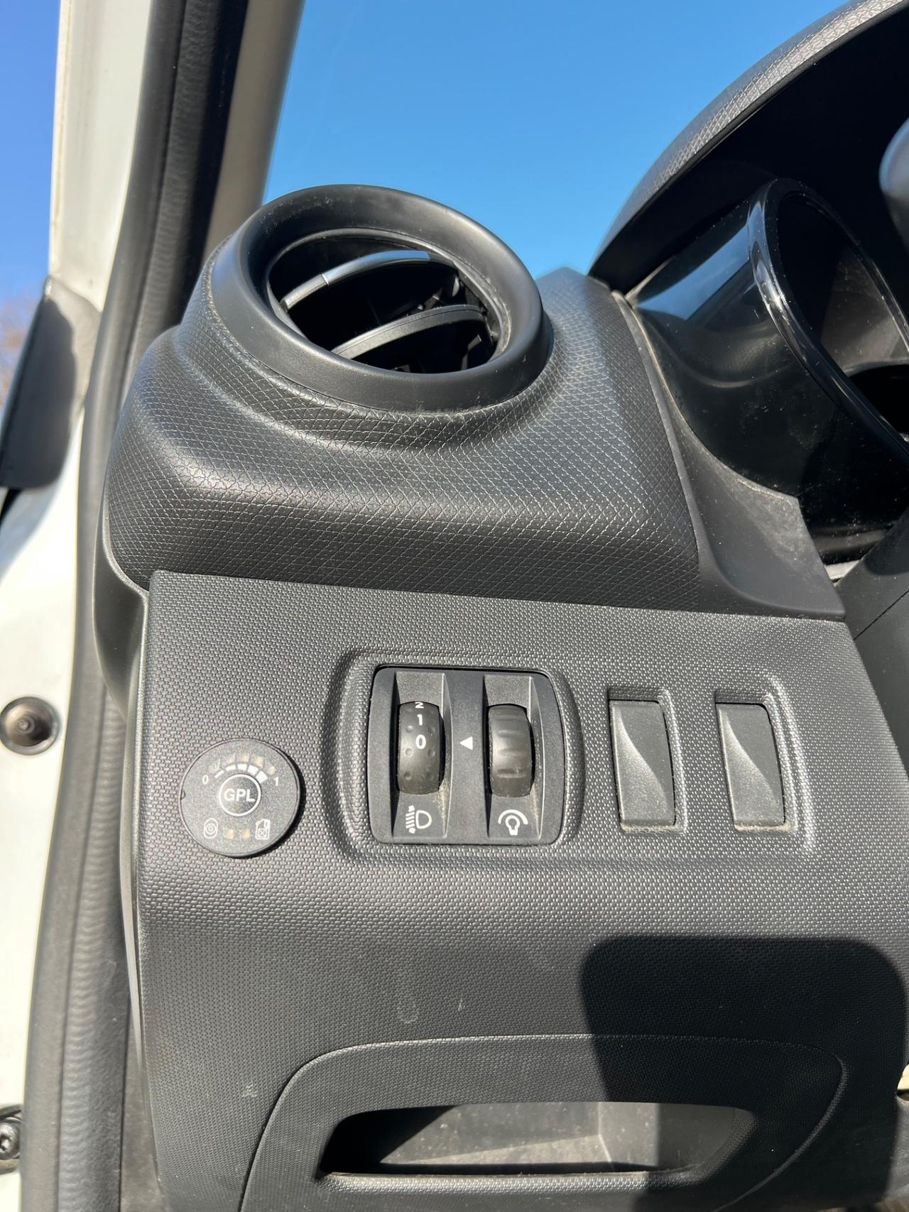 Renault Clio 1.2 75CV GPL 5 porte Live