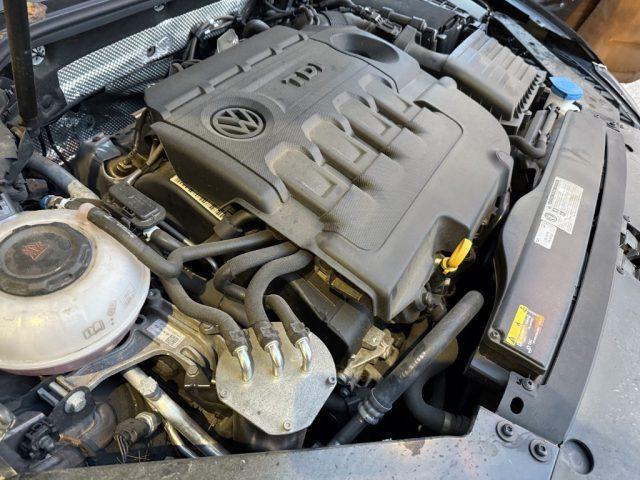 VOLKSWAGEN Passat Variant 1.6 TDI SCR DSG Business BMT HIGHLINE FULL