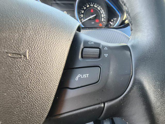 PEUGEOT 2008 1.2 PureTech 82 cv Allure