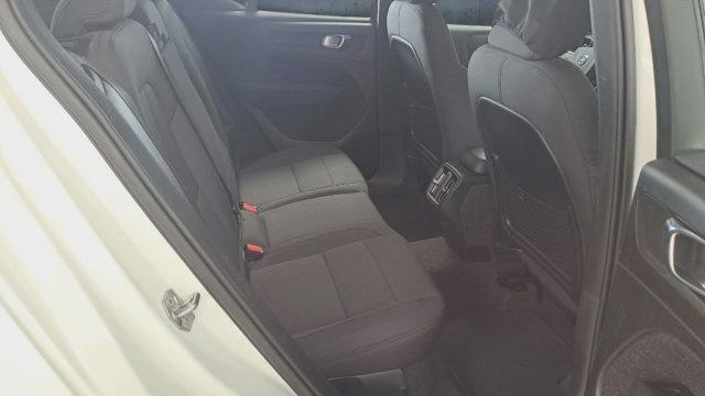 VOLVO XC40 T2 Geartronic Momentum Aut.