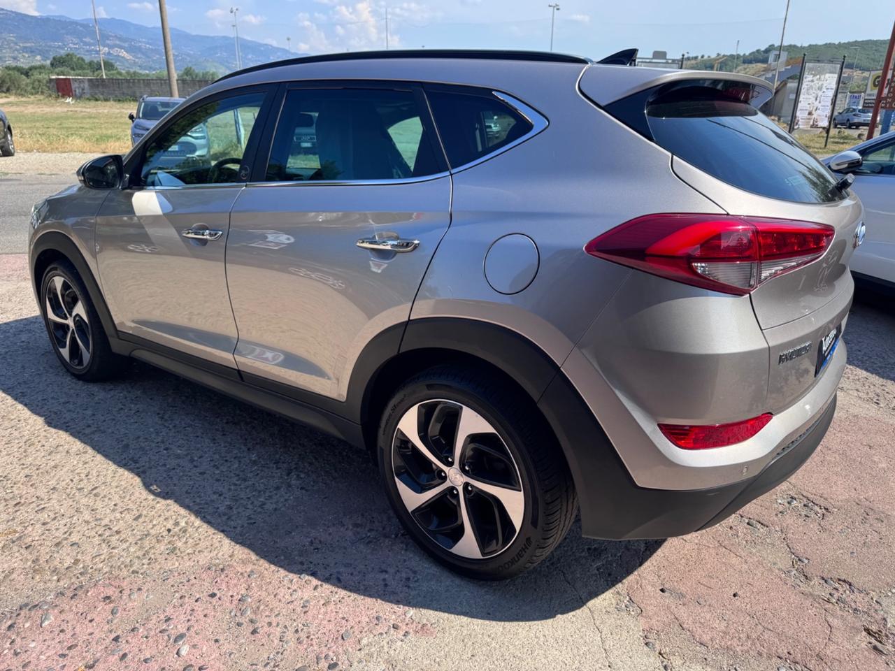 Hyundai Tucson 1.7 CRDi DCT Sound Edition