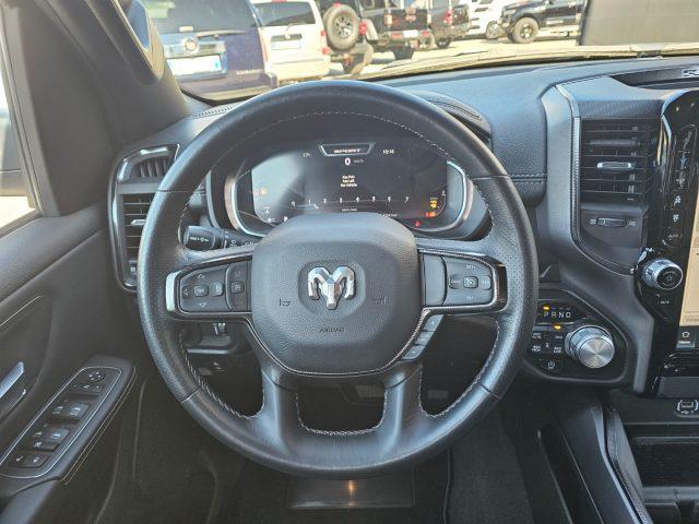 DODGE RAM 1500 5.7 V8 Crew Cab Sport Autocarro N1