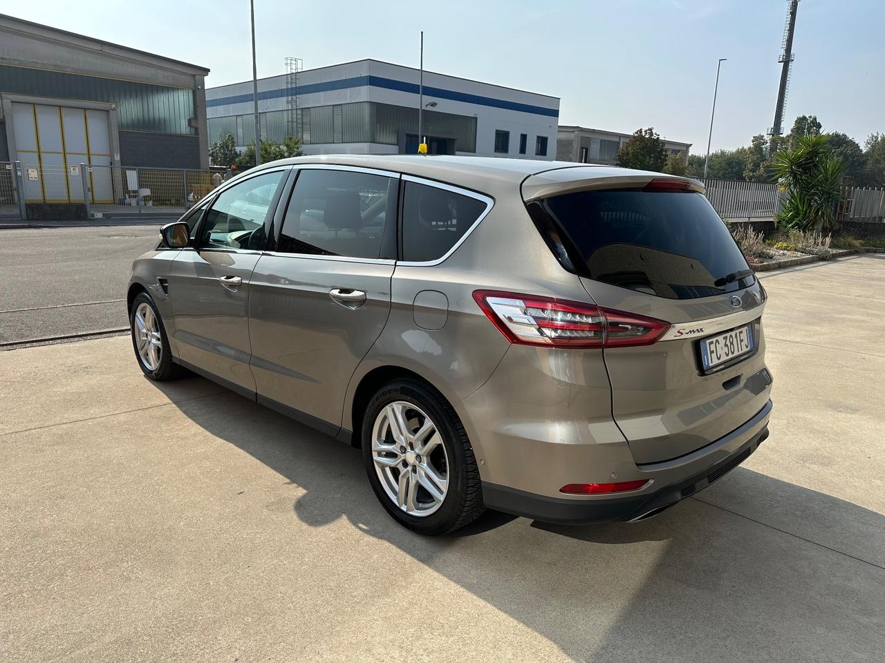 Ford S-Max 2.0 TDCi 180CV Start&Stop Powershift AWD Titanium