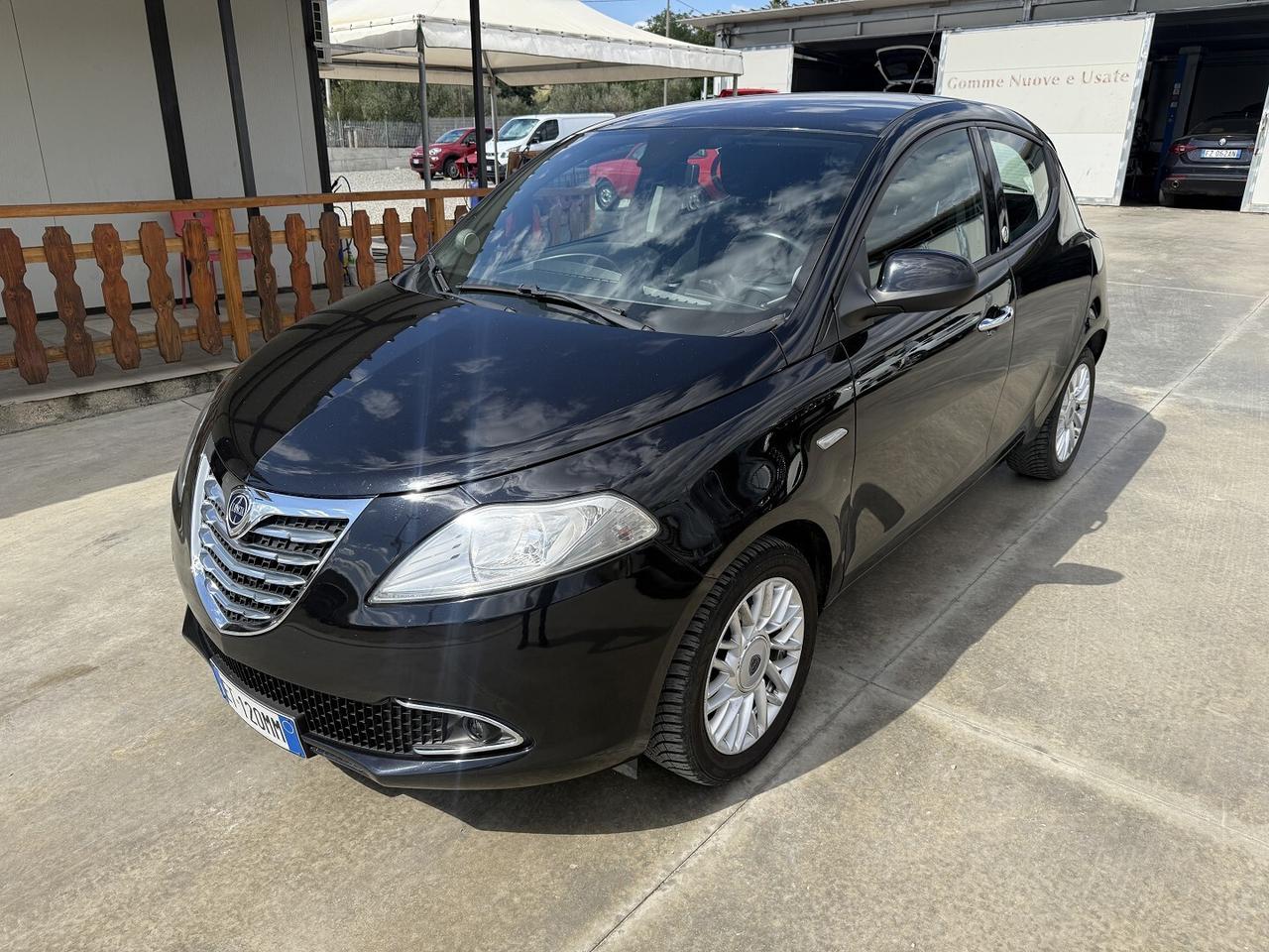 Lancia Ypsilon 1.2 69 CV 5 porte GPL Ecochic