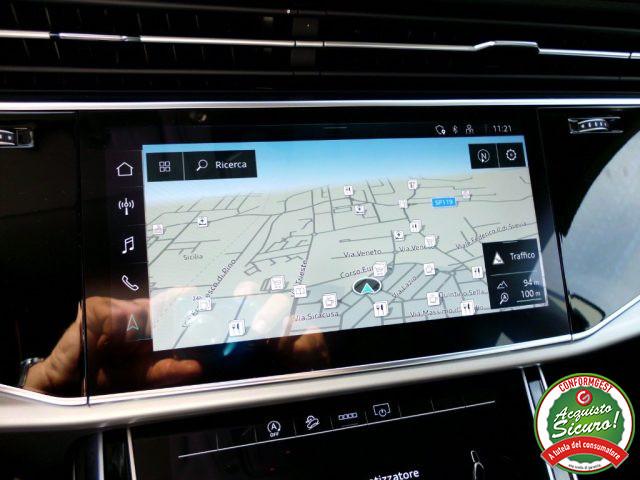 AUDI Q8 45 TDI quattro tiptronic Sport