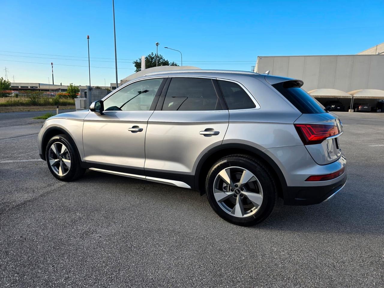 Audi Q5 35 2.0 tdi mhev 12V Business Advanced s-tronic