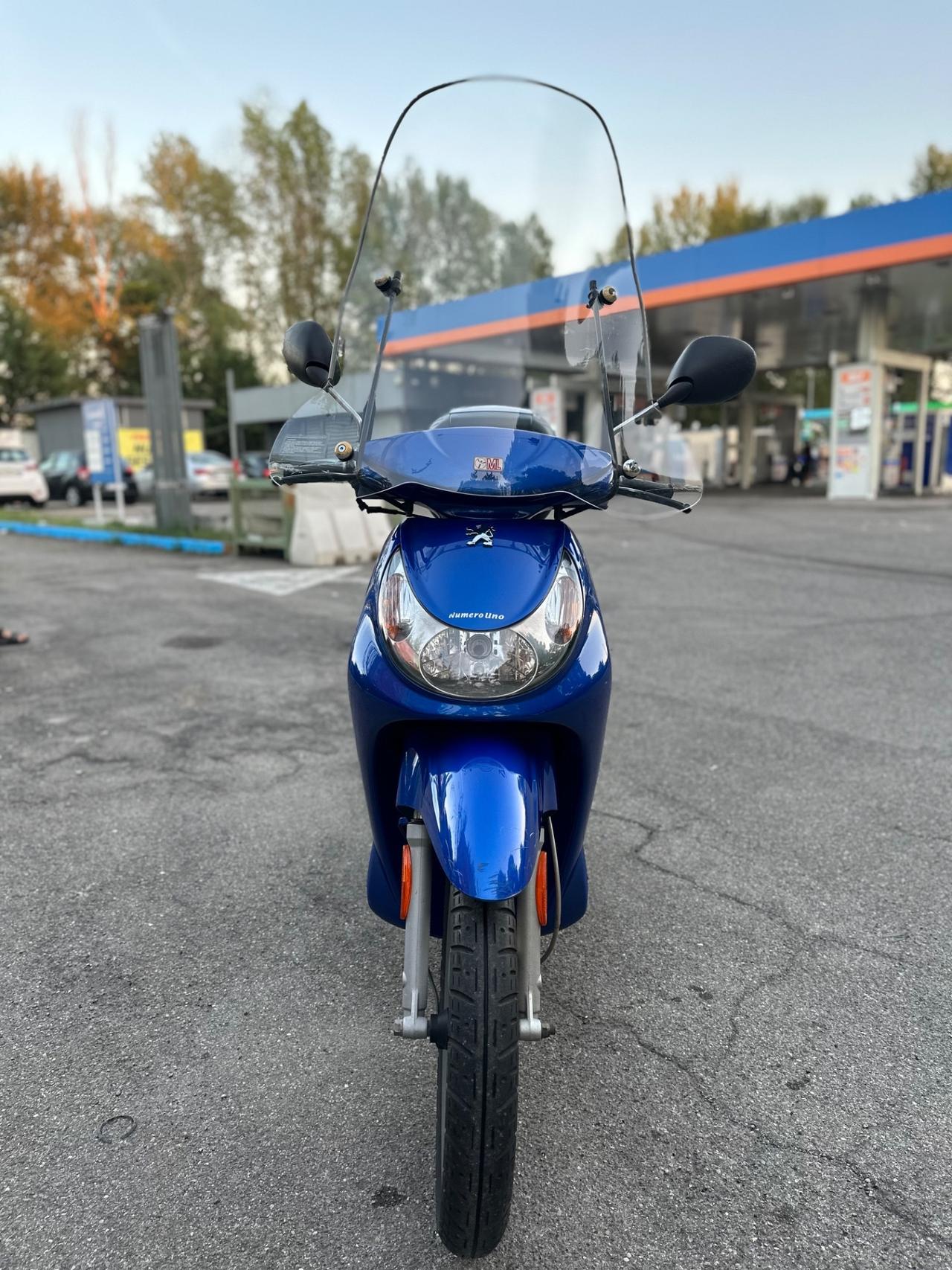 Peugeot Looxor 50