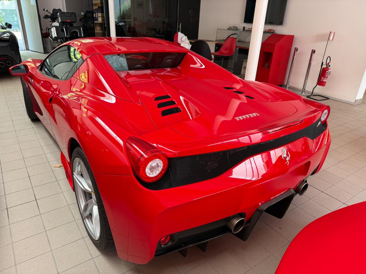 Ferrari 458 Speciale Aperta -no tax private car