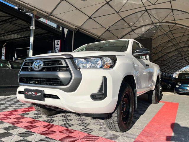 TOYOTA Hilux 2.4 D-4D A/T 4WD 2 porte Extra Cab Comfort