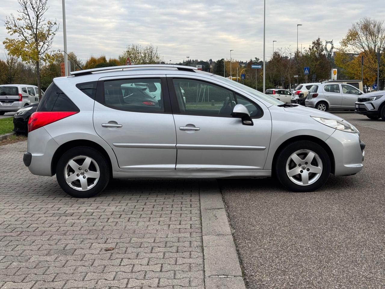Peugeot 207 1.4 VTi 95CV SW XS Ciel 2008 Full optional