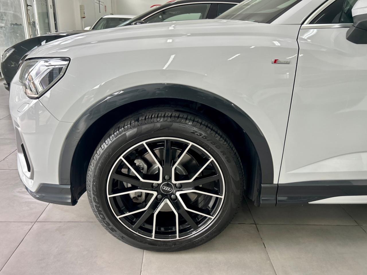 Audi Q3 SPB 2.0 200 cv quattro S-Line FINANZIABILE