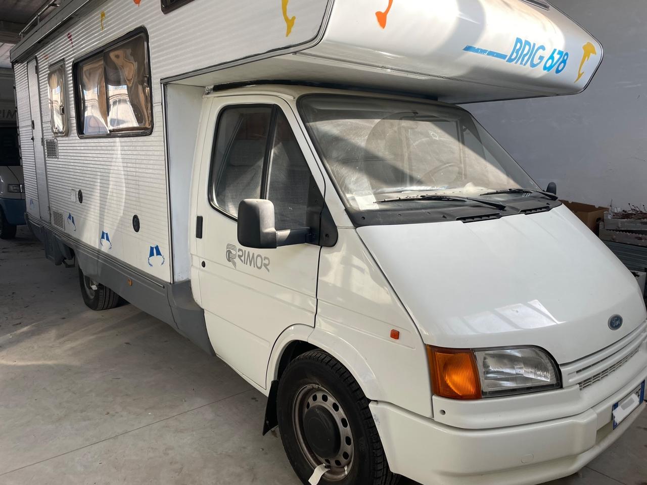 Camper Ford transit 2.5 td 7 posti nuovo