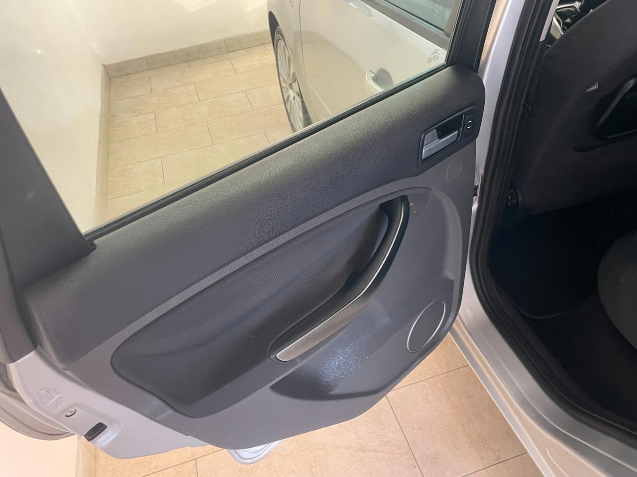 Ford C-Max 1.8 125CV GPL NUOVO Titanium FULL TAGLIANDATA