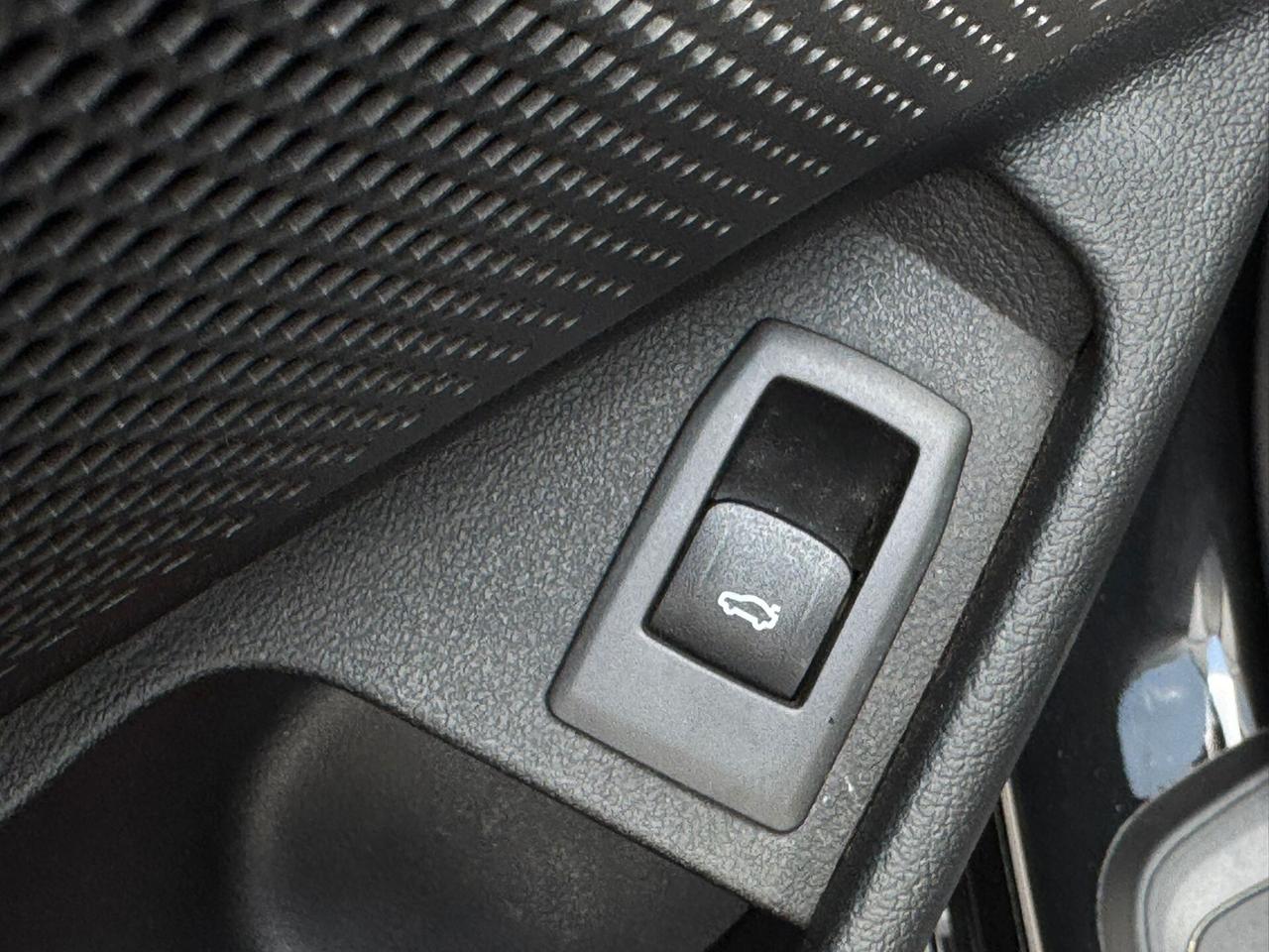 Bmw 318 320d 48V MHEV Business Advantage