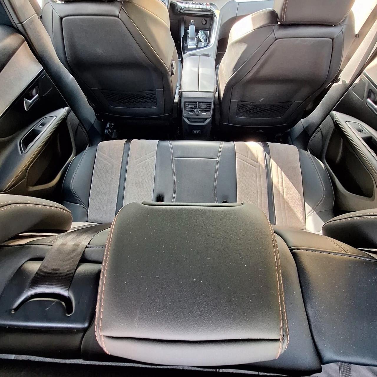 Peugeot 3008 Hybrid 225 e-EAT8 Allure Pack