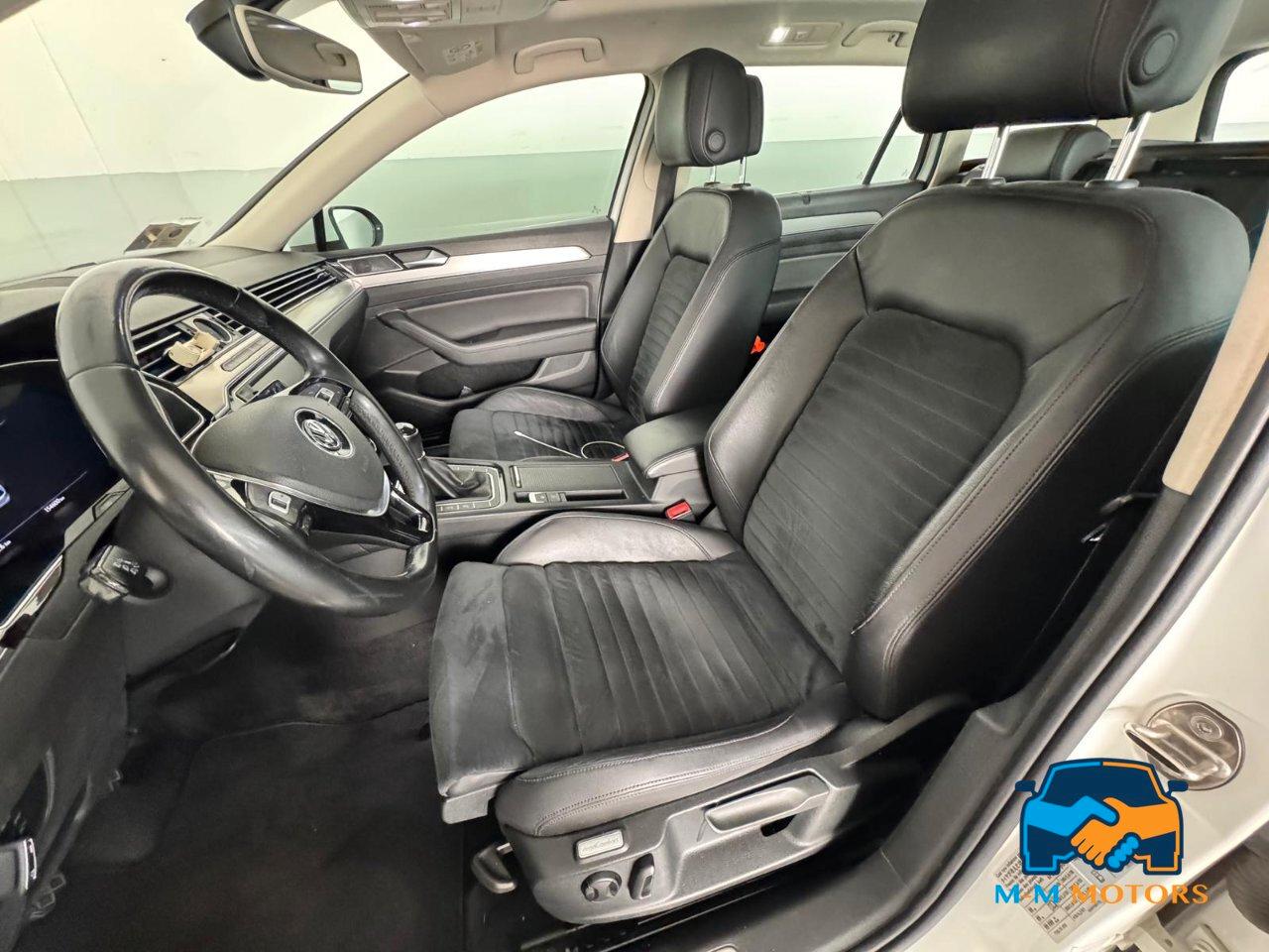 Volkswagen Passat Variant 2.0 tdi Highline 4motion 150cv UNICOPRO TAGLIANDI VW
