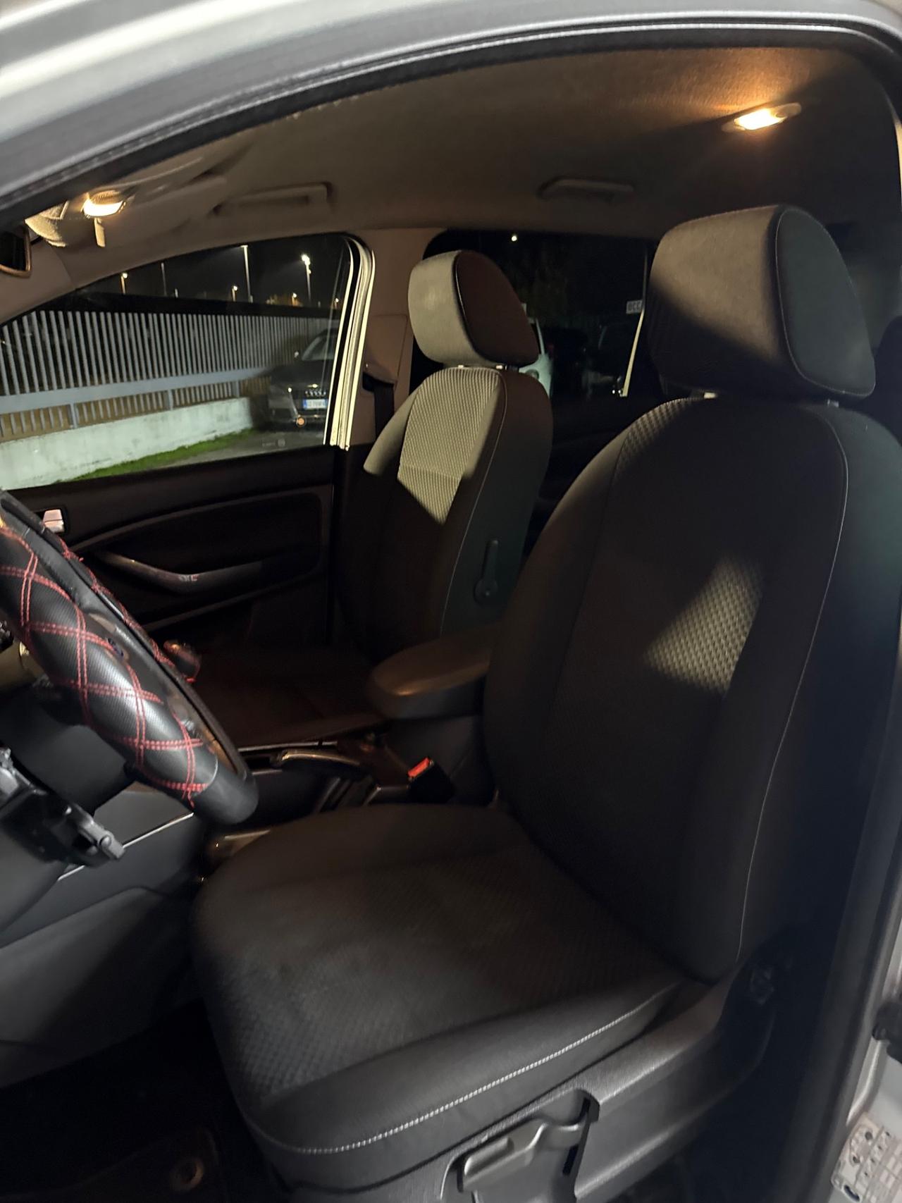 Ford C-Max 1.6 TDCi 90 CV Titanium