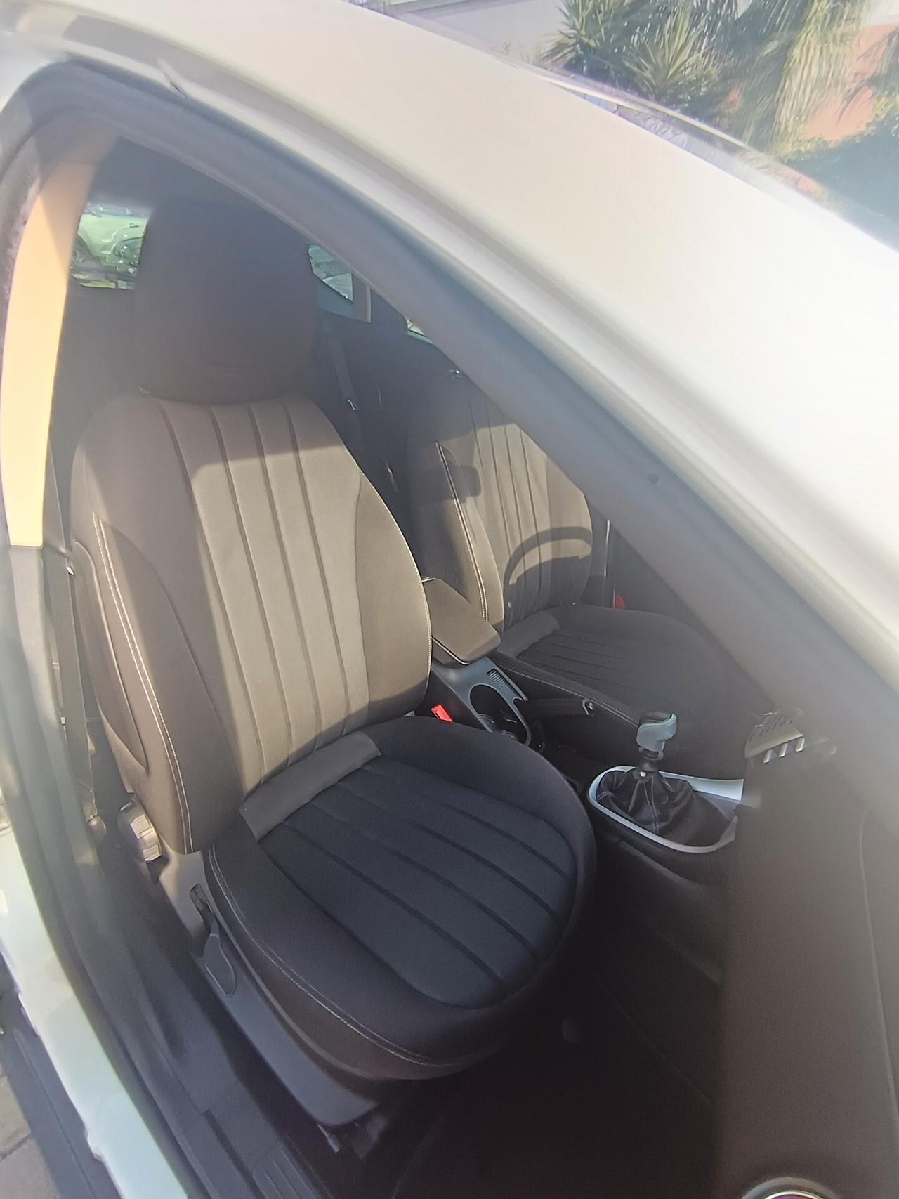 Lancia Delta 1.4 T-Jet 120 CV Silver Ecochic GPL