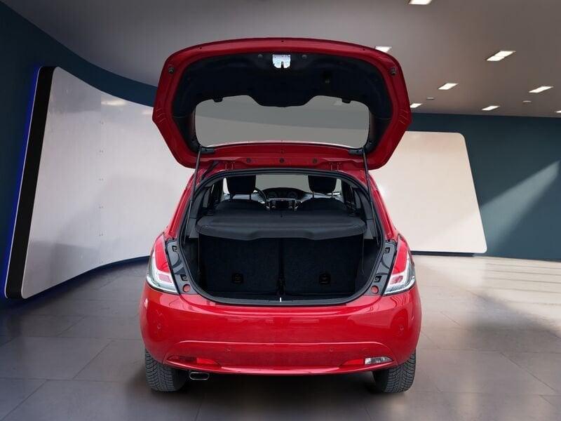 Lancia Ypsilon III 2015 1.0 hybrid Gold s&s 70cv